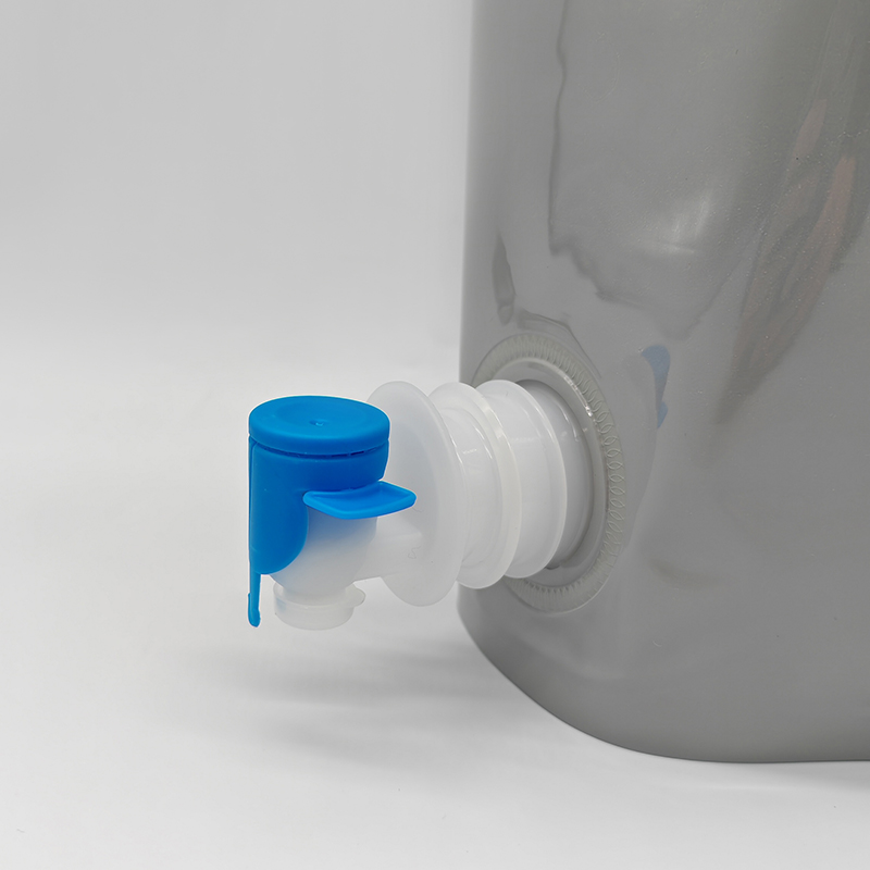 Huadi customized 2L bag in box super pouch for coffee, juice, olive oil with v top (2).jpg